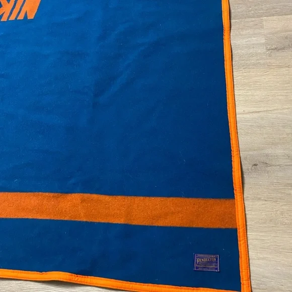 NIKE Vintage Blue Orange Authentic Pendleton Rare Blanket in Box - Picture 4 of 15